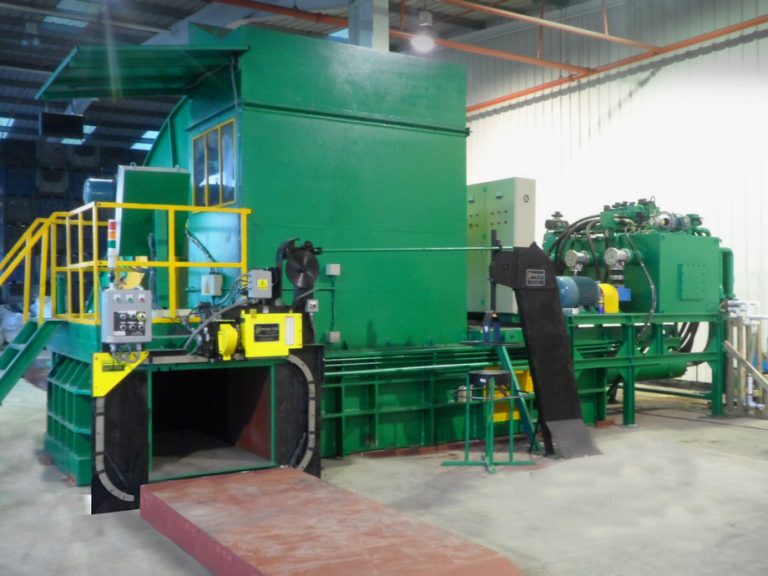 Fully Automatic TwoRam Baler Lik Sang Machinery Manufacture Ltd